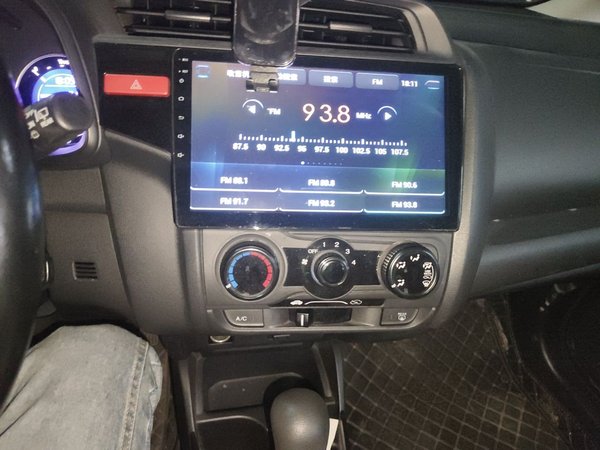 Honda Fit 2016, 62400 км, за 6828 USD - фото 10