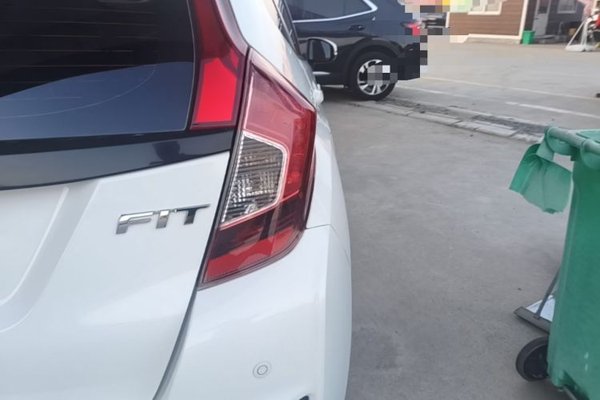 Honda Fit 2016, 67800 км, за 7511 USD - фото 14