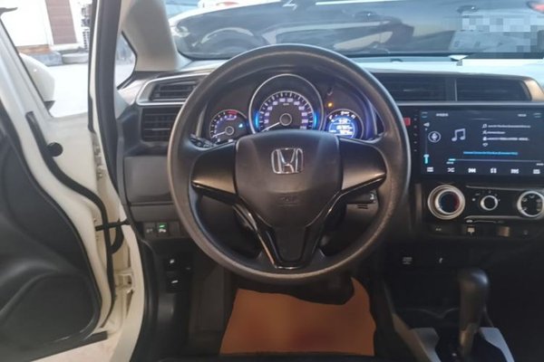 Honda Fit 2016, 67800 км, за 7511 USD - фото 18