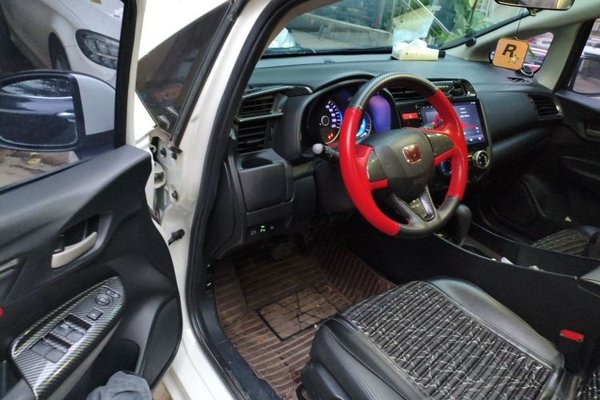 Honda Fit 2016, 86300 км, за 5870 USD - фото 16