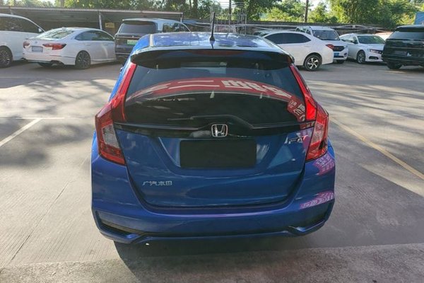 Honda Fit 2018, 106700 км, за 7146 USD