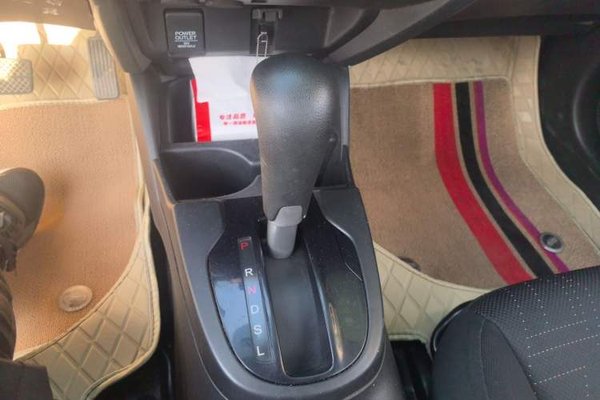 Honda Fit 2018, 101900 км, за 5944 USD - фото 14