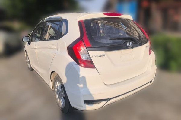 Honda Fit 2018, 101900 км, за 5944 USD
