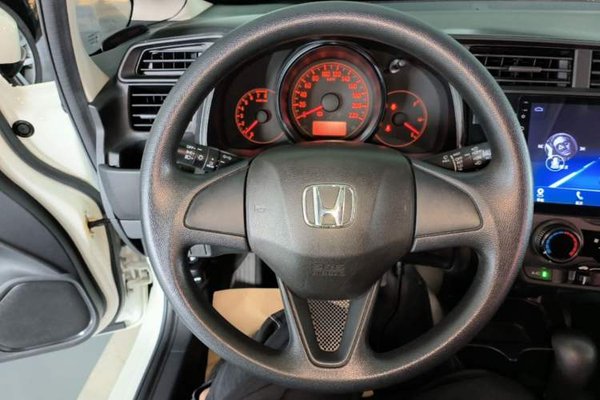Honda Fit 2018, 67500 км, за 7589 USD - фото 13