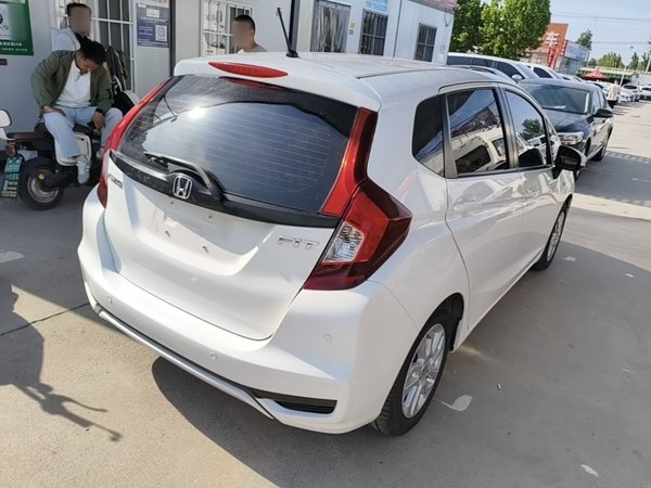 Honda Fit 2018, 69300 км, за 8260 USD - фото 6