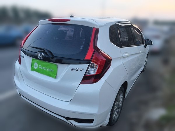 Honda Fit 2018, 69300 км, за 5809 USD - фото 6