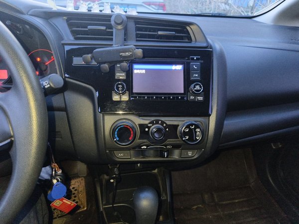 Honda Fit 2018, 69300 км, за 5809 USD - фото 14