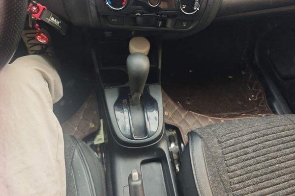 Honda Fit 2018, 76700 км, за 6156 USD - фото 14