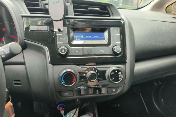 Honda Fit 2018, 79500 км, за 7583 USD - фото 10