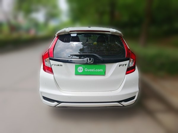 Honda Fit 2018, 83400 км, за 6037 USD