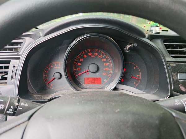 Honda Fit 2018, 83400 км, за 6037 USD - фото 12