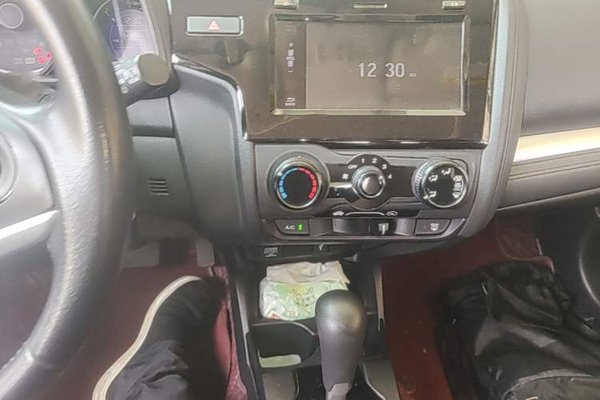 Honda Fit 2020, 99400 км, за 7643 USD - фото 15