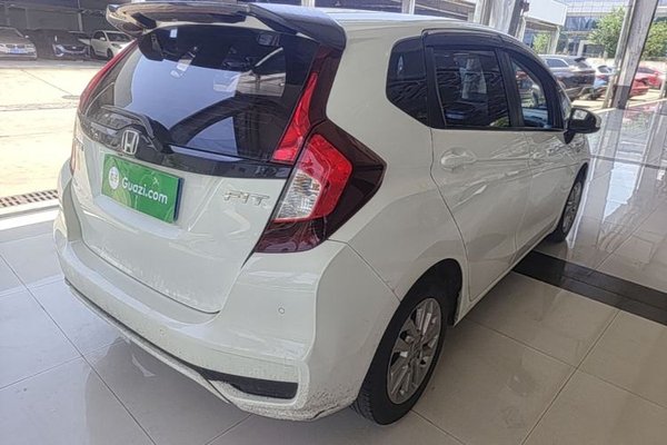 Honda Fit 2020, 99400 км, за 7643 USD - фото 6