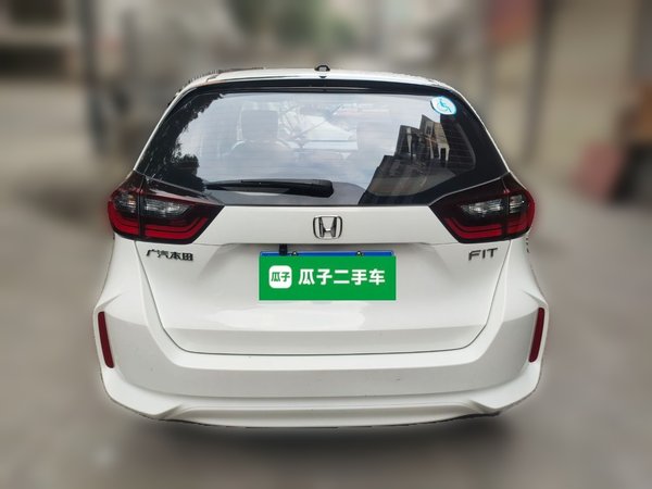 Honda Fit 2021, 12100 км, за 10173 USD