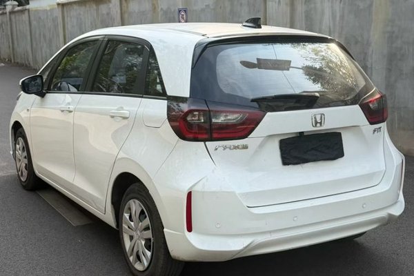 Honda Fit 2021, 31900 км, за 10390 USD