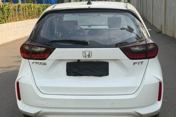 Honda Fit 2021, 31900 км, за 10390 USD