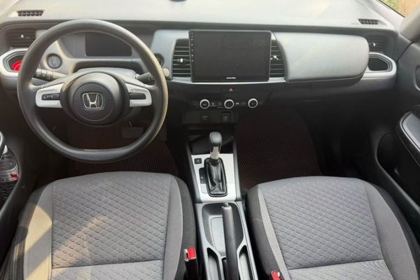 Honda Fit 2021, 31900 км, за 10390 USD - фото 10