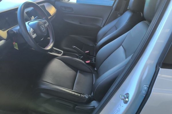 Honda Fit 2023, 28400 км, за 10417 USD - фото 25