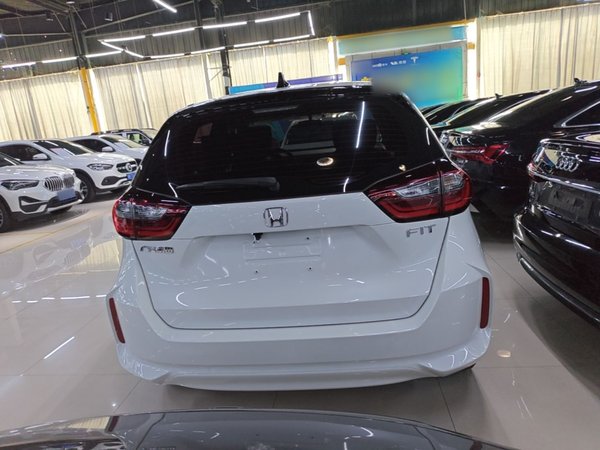 Honda Fit 2023, 8500 км, за 10790 USD