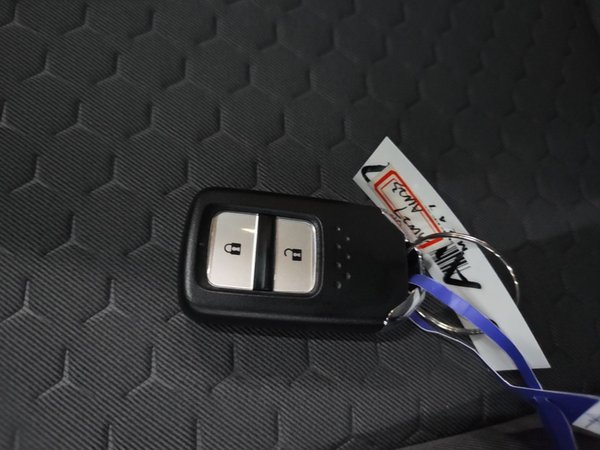 Honda Fit 2023, 8500 км, за 10790 USD - фото 12
