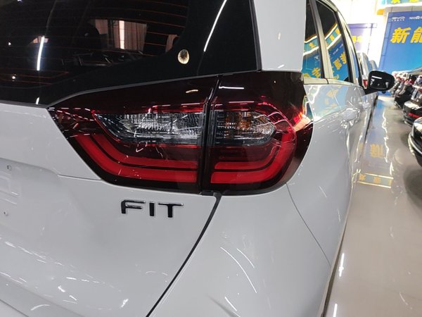Honda Fit 2023, 8500 км, за 10790 USD - фото 7