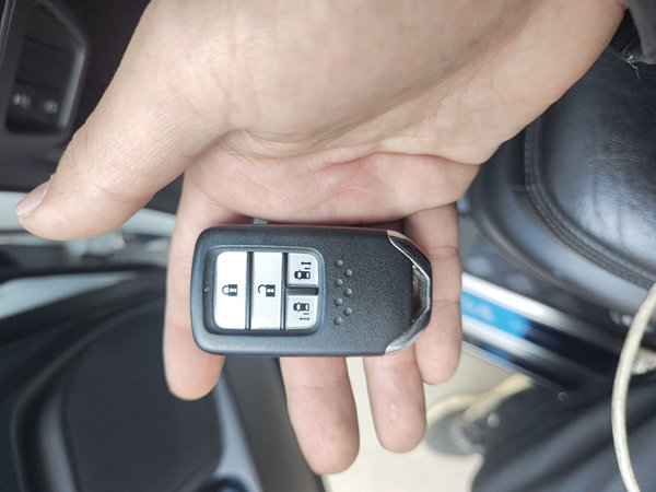 Honda Odyssey 2015, 197800 км, за 12556 USD - фото 9