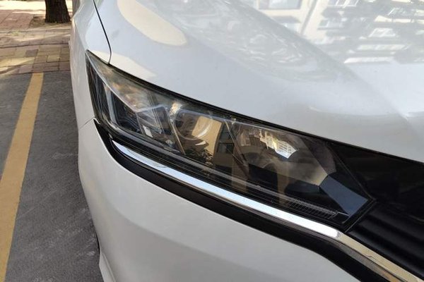 Honda Greiz 2016, 30900 км, за 5677 USD - фото 7