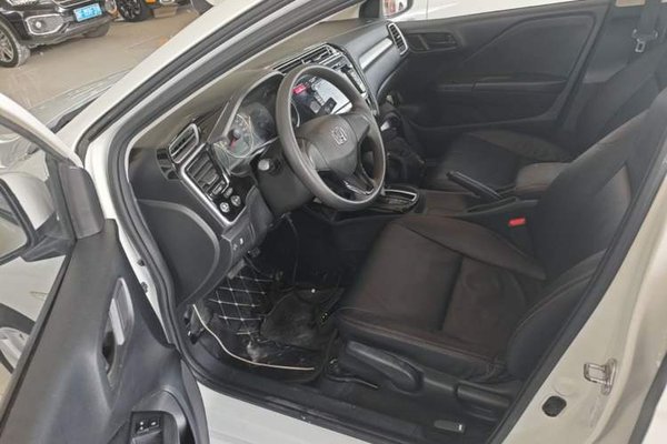 Honda Greiz 2016, 87700 км, за 7043 USD - фото 24