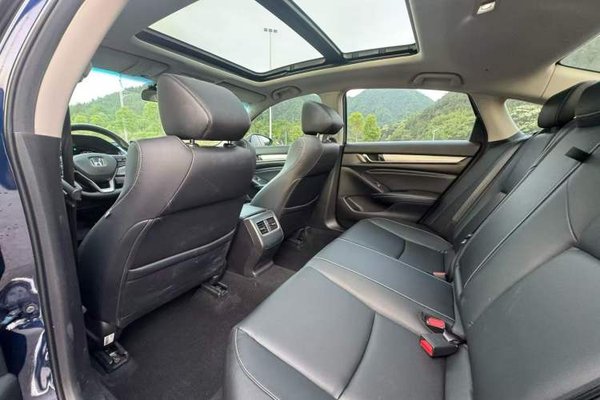 Honda Inspire 2019, 101300 км, за 14258 USD