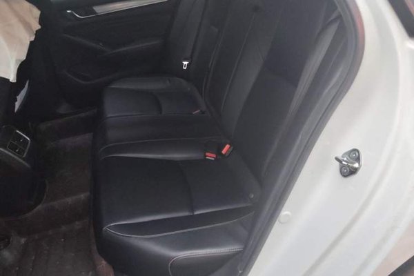 Honda Inspire 2019, 61600 км, за 16254 USD - фото 17