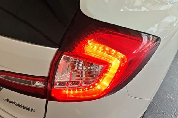 Honda Jade 2016, 100900 км, за 7814 USD - фото 9
