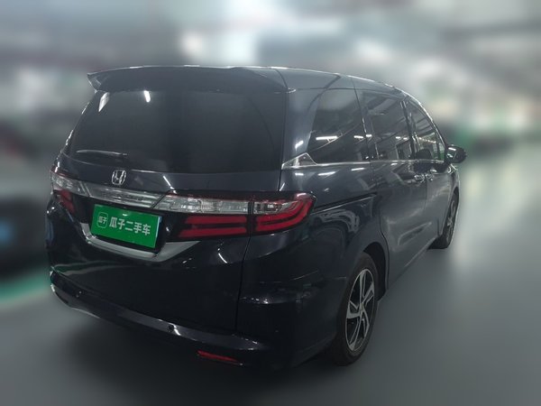 Honda Odyssey 2015, 80800 км, за 12200 USD - фото 6