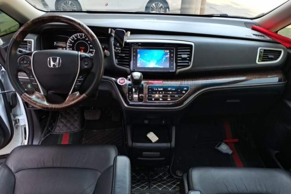 Honda Odyssey 2015, 148200 км, за 15469 USD - фото 12