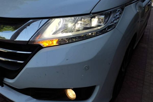 Honda Odyssey 2015, 148200 км, за 15469 USD - фото 8