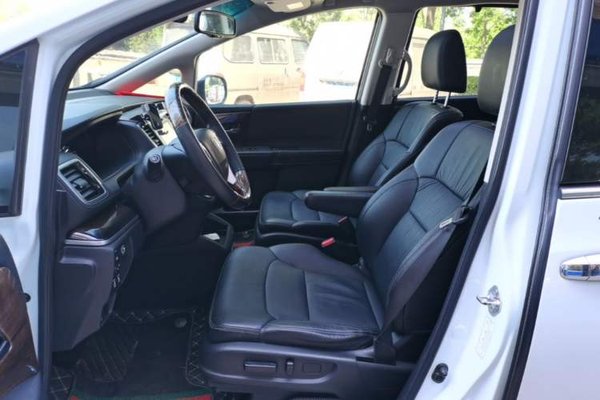 Honda Odyssey 2015, 148200 км, за 15469 USD - фото 17
