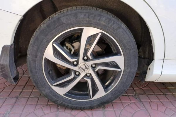 Honda Odyssey 2015, 148200 км, за 15469 USD - фото 11