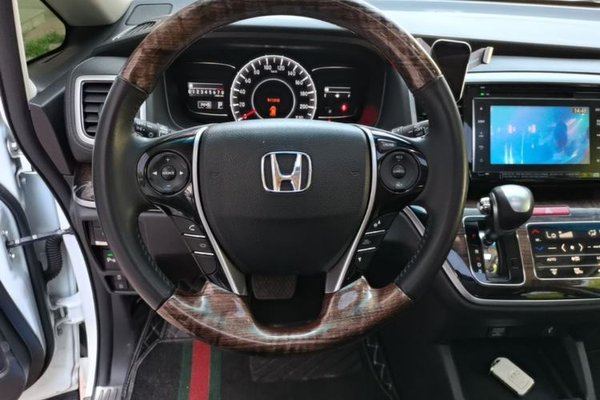 Honda Odyssey 2015, 148200 км, за 15469 USD - фото 13