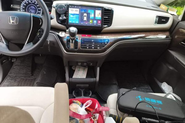 Honda Odyssey 2015, 93100 км, за 9949 USD - фото 13