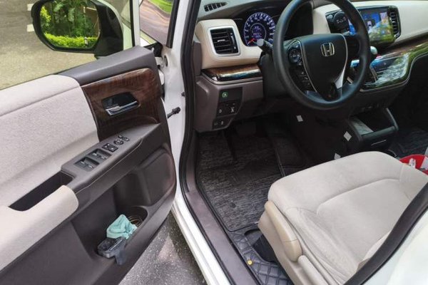 Honda Odyssey 2015, 93100 км, за 9949 USD - фото 16