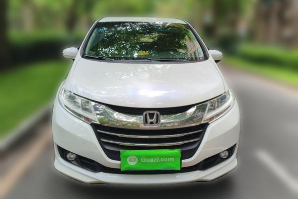 Honda Odyssey 2015, 93100 км, за 9949 USD
