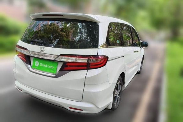 Honda Odyssey 2015, 93100 км, за 9949 USD - фото 6
