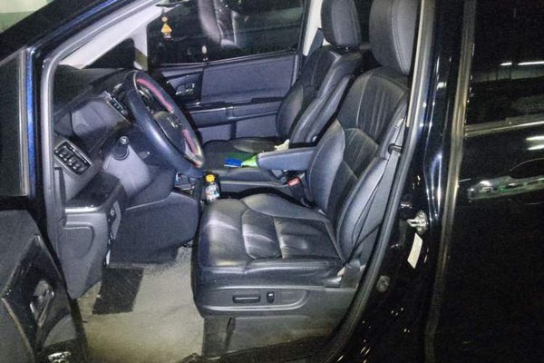 Honda Odyssey 2017, 97600 км, за 13960 USD - фото 15