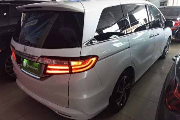 Honda Odyssey 2017, 48300 км, за 18169 USD - фото 7