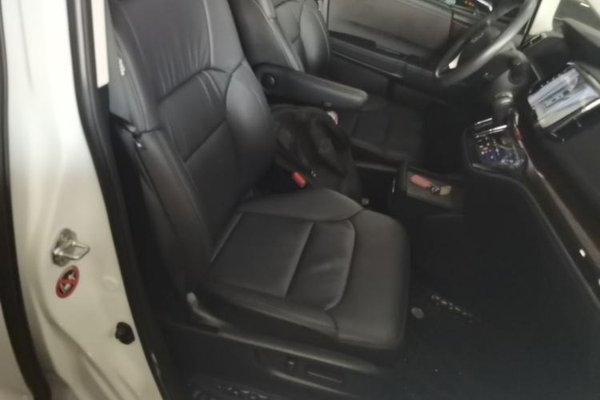 Honda Odyssey 2017, 48300 км, за 18169 USD