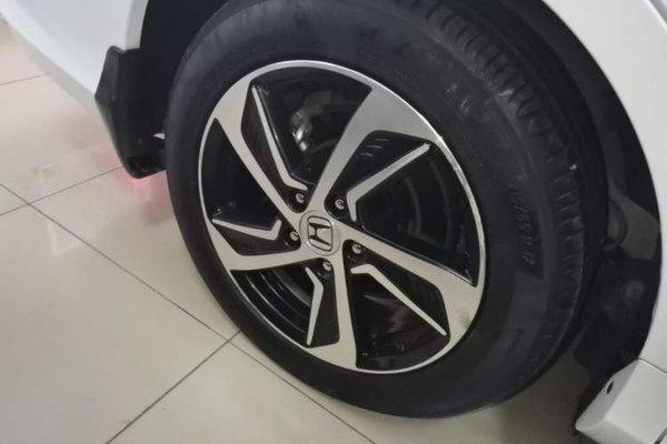 Honda Odyssey 2017, 48300 км, за 18169 USD - фото 11