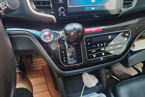 Honda Odyssey 2019, 66300 км, за 17429 USD - фото 18