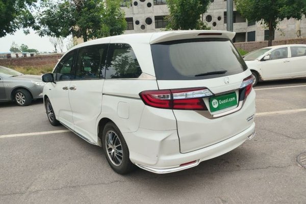 Honda Odyssey 2021, 171000 км, за 18169 USD