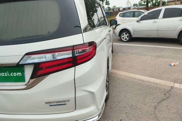 Honda Odyssey 2021, 171000 км, за 18169 USD - фото 7