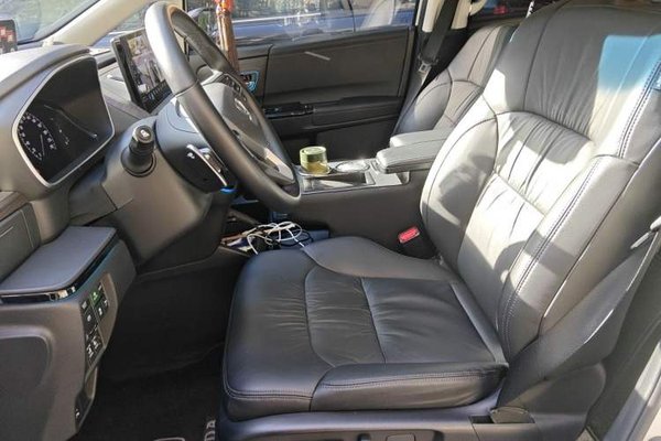 Honda Odyssey 2024, 26100 км, за 29465 USD - фото 16