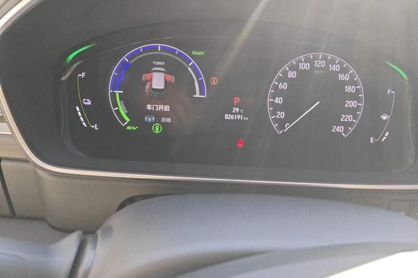 Honda Odyssey 2024, 26100 км, за 29465 USD - фото 13